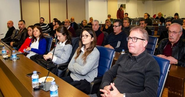 Gazetecilikte dijital dönüşüm anlatıldı