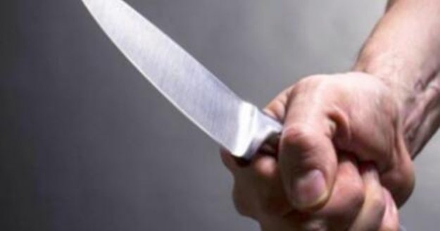 “‘Öl Oya öl’ diyerek bıçakla boynumdan vurdu”