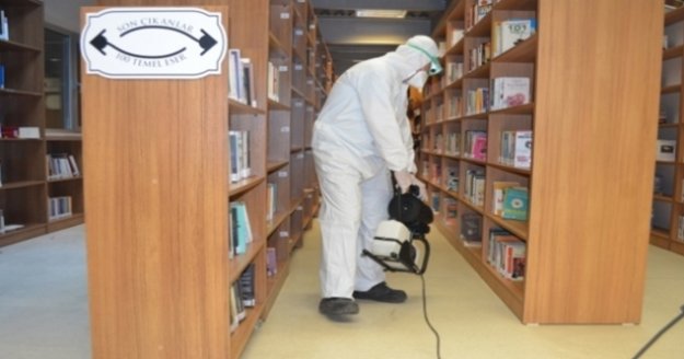 Alanya'da Hacıkura Kütüphanesi dezenfekte edildi