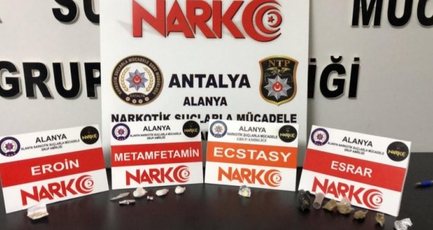 Alanya'da polisten uyuşturucu operasyonu: 2 gözaltı var
