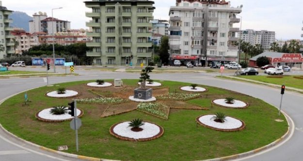 Alanya'daki o kavşağa Selçuklu Yıldızlı düzenleme