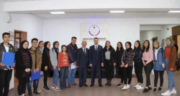 Alanya'dan yurt dışına giden öğrenciler mahsur kaldı