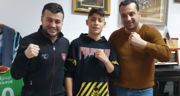 Altın madalyalı boksörden Erken'e ziyaret