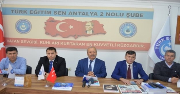 'Kahraman ordumuzun yanındayız'