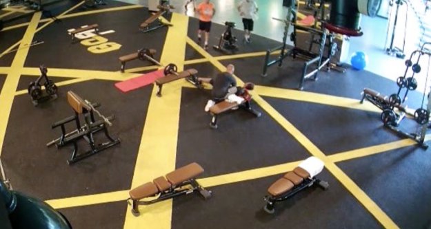 Ölen Azeri savcının babasından 'Oğlum zehirlendi' iddiası