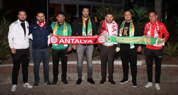 Taraftar grupları dostluk yemeğinde buluştu