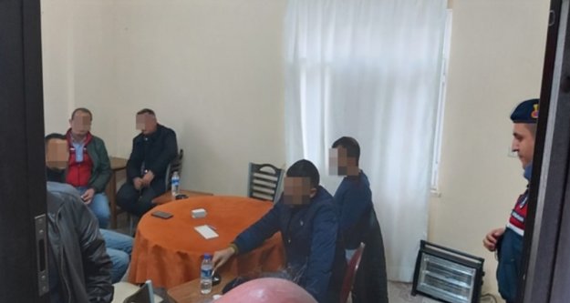 Alanya'da yasağa uymayan 10 kişiye 31 bin 500 TL ceza