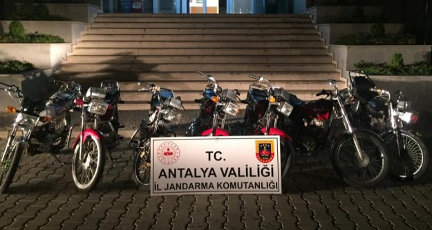 Alanya'da 7 motosiklet çalan şüpheliler yakalandı