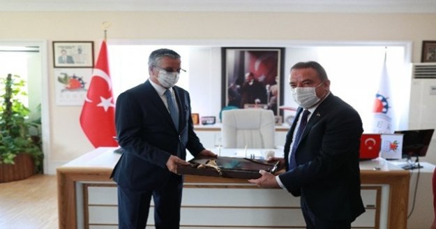 Böcek'ten su zammı iddialarına açıklama