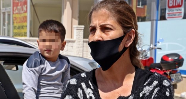 Oğlunun elinden cep telefonu çalınınca polisi aradığına pişman oldu