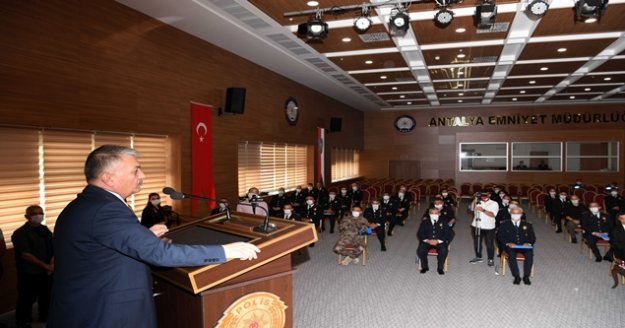 Antalya Valisi Yazıcı: "Ayrım yapmadan görev yapacağız"