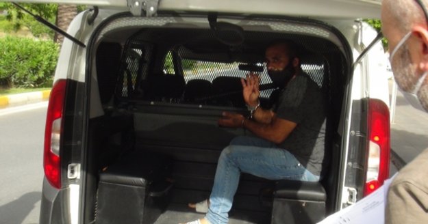 Kısıtlama döneminde kaza yapıp 'Alanya'da basın mensubuyum' dedi!