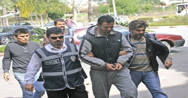 Rus sevgilisini 12 bıçak darbesiyle öldüren sanığın cezası belli oldu