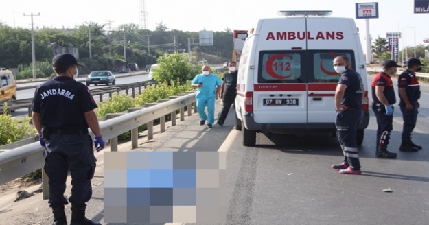 Yolun karşısından karpuz toplayacağı tarlaya geçmeye çalışan gencin feci ölümü