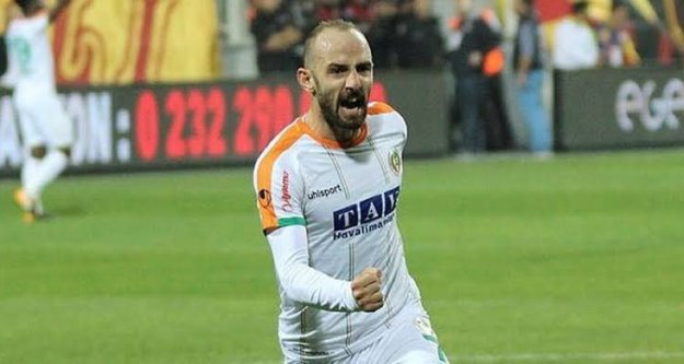Alanyaspor kaptanına milli görev
