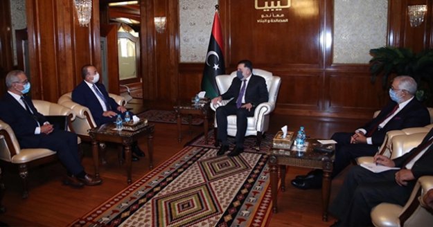 Bakan Çavuşoğlu'ndan Libya'da önemli açıklamalar