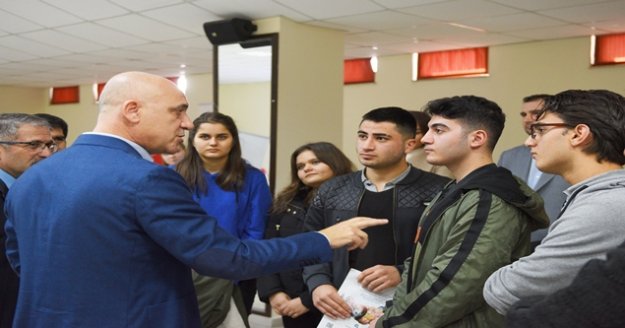 Başkan Bahar'dan gençlere bilime yönelin çağrısı!