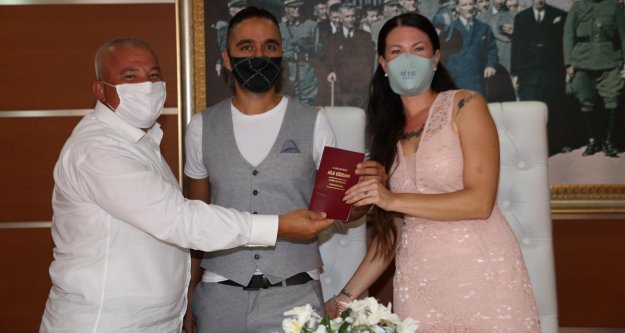 Finlandiya'dan gelin aldık