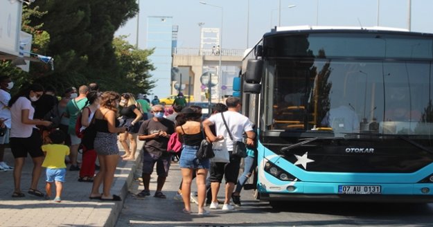 Korona toplu ulaşıma talebi azalttı , yolcu kapasitesi 380 binlerden 175 bine düştü