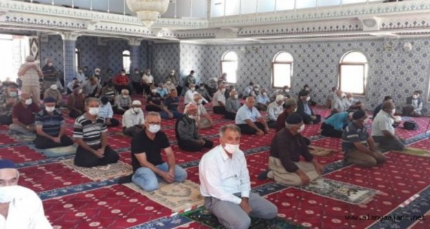 Müftü Gökbel Yaylasında cemaatle buluştu