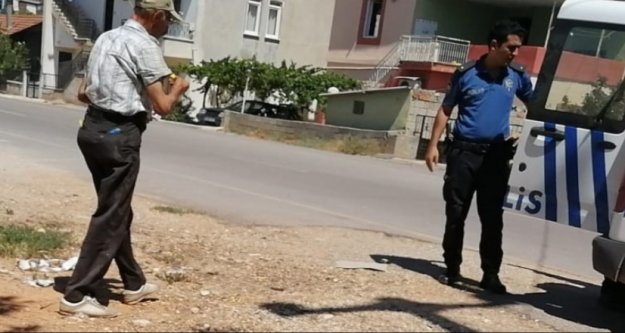 Sokak köpeğine uygunsuz hareketlerde bulunan yaşlı adam gözaltına alındı