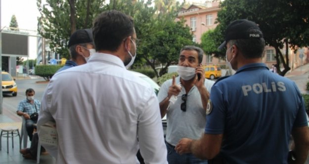 Alanya'da maske takmamak için polise direnen kişiye 900 TL ceza