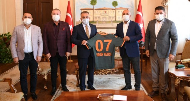 Alanyaspor'dan Antalya çıkartması