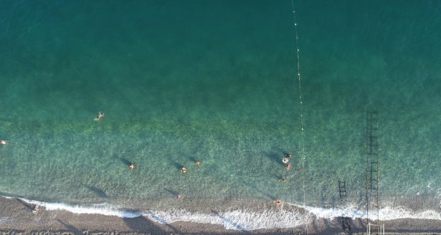 Görenleri şaşırtan yeşil denize bilimsel açıklama