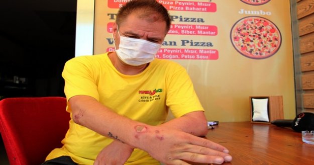 Gurbetçi işletmeciye sandalyeli, tekmeli tokatlı darp kamerada