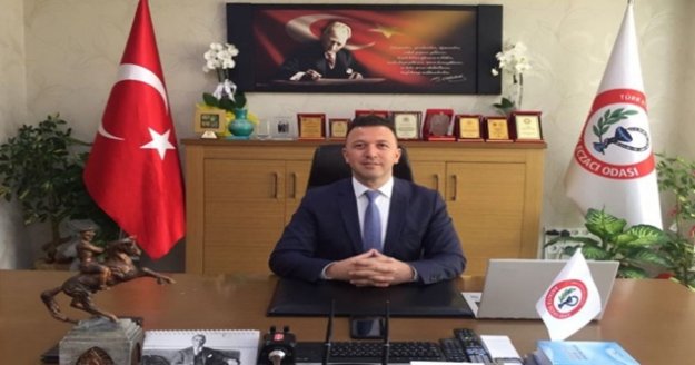 "Maskeyi katlayıp cebimize koyduğumuz vakit, tıbbi atıktır"