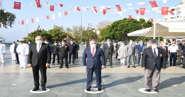 Vali Yazıcı: " Türk milleti var oldukça kahramanlık destanları yazılmaya devam edecek"