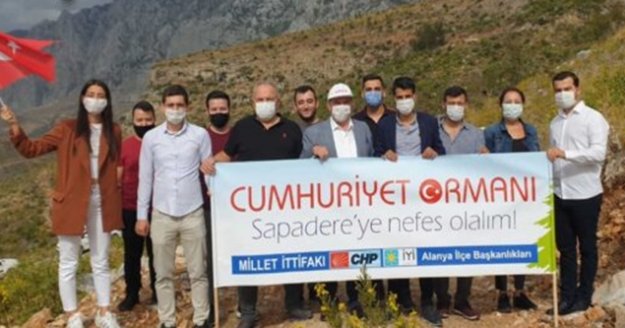 Alanya'da Cumhuriyet Ormanı büyüyor