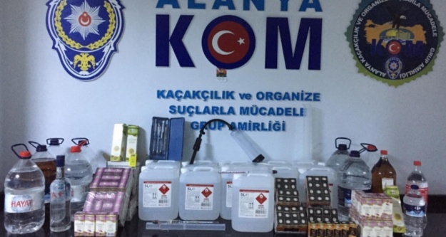 Alanya'da eve sahte alkol operasyonu