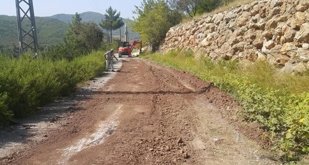 Alanya kırsalında yol bakımları sürüyor