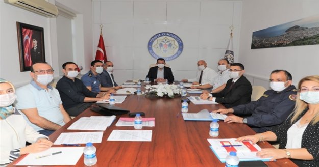 Alanya’da kadına yönelik şiddet için toplandılar