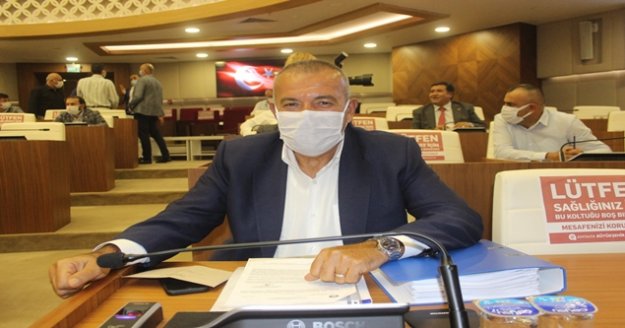 Verdikleri oy sebebiyle açıklama istenen meclis üyeleri komisyon kararı altına uzman görüşü istedi