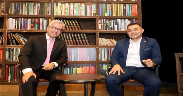 ABT 13 Kasım'da 'Kitaplar''ı seyirci ile buluşturuyor