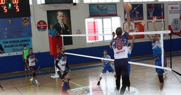 Alanya Belediyespor lider Milas ile puanları eşitledi