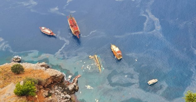 Alanya'da batan tur teknesiyle ilgili valilik açıklaması
