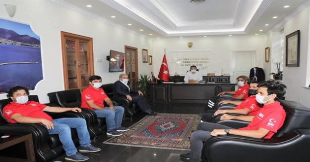 Alanya İHH Derneği'nden Kaymakam Ürkmezer'e ziyaret