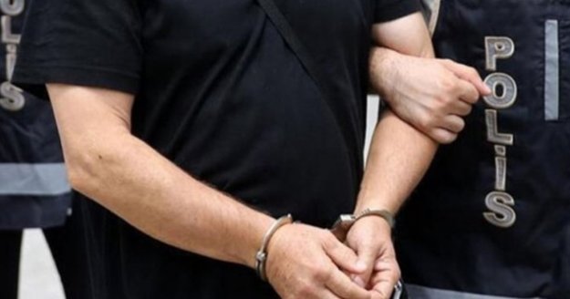 FETÖ'nün polis akademisine yerleştirdiği 3 kişi Antalya'da yakalandı