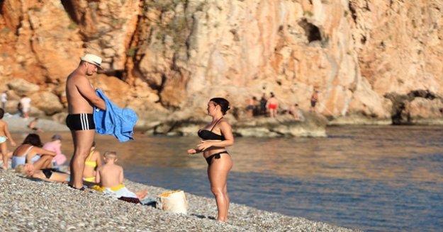 Kasım ayında denizin keyfini çıkardılar!