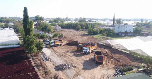 Kırcami’de yol açım çalışmaları devam ediyor