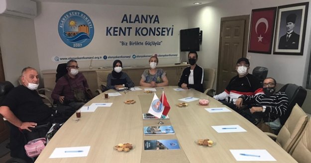 Lütfen engel olmayalım!