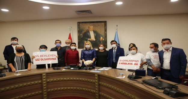 Rektör Özkan: " AÜ’nün dünyada kompozit doku naklinde de önemli bir yeri var"