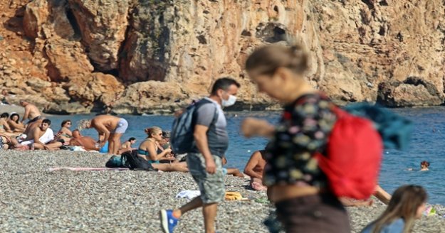 Yoğunluk azaldı, sosyal mesafe sağlandı