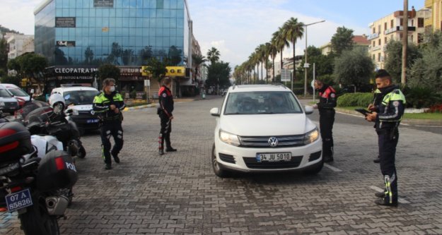 Alanya'da kurallara uymayan 114 kişiye 287 bin TL ceza