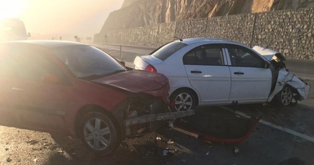 Antalya'da zincirleme kaza: 7 yaralı