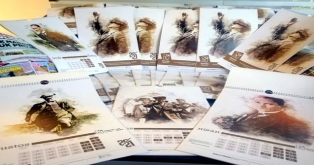 Başkan Sözen'den yeni yıl hediyesi Atatürk takvimi