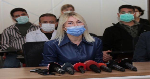 Çin aşısını ilk yaptıranlardan Rektör Özkan: "Yüzde 60'ımız aşı olmazsa bununla savaşma şansımız yok"